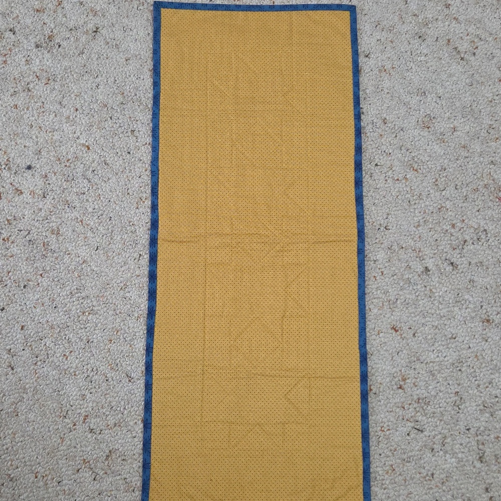 Patchwork Star Table Runner Multi Pattern Reversible - Picture 5 of 6